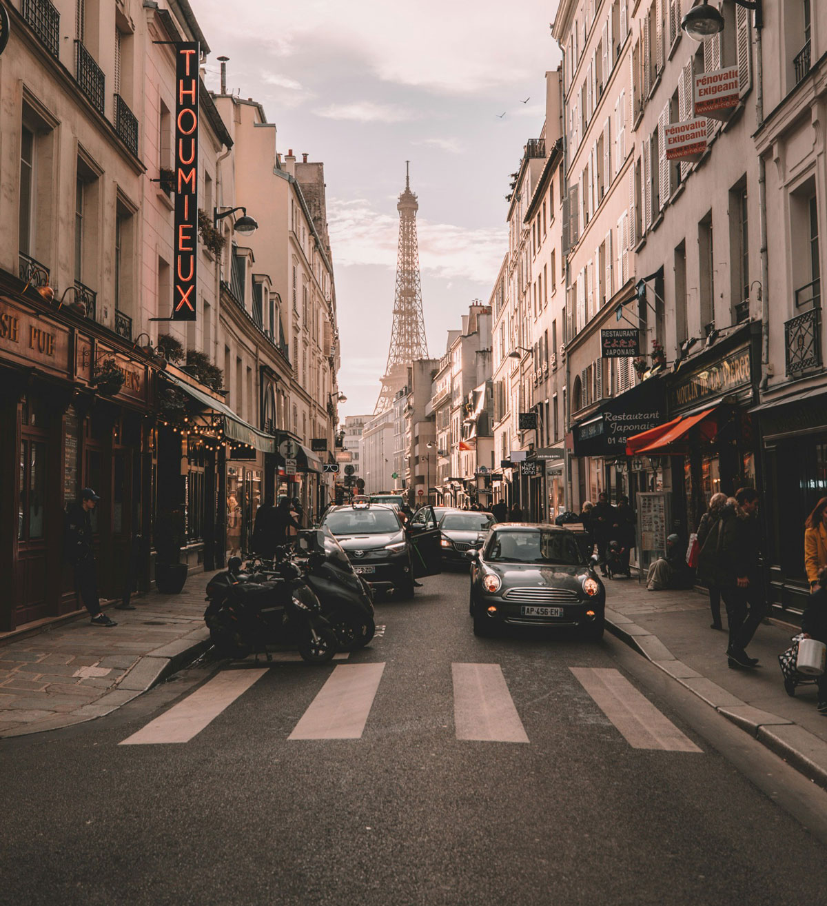 Looking4Parking changes the way French people book airport parking